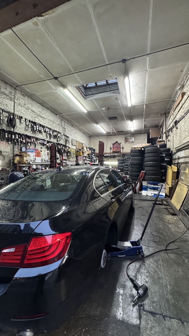 Project photo 3 by L&W Auto Service Tire shop